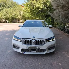 BMW F10 2016