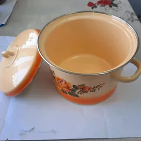 Кастрюли эмалированные