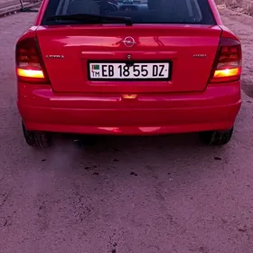 Opel Astra 1998