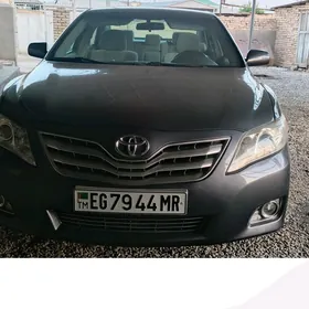 Toyota Camry 2011