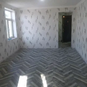 ПРОДАЕТСЯ  1 КОМ. ВТОРОЙ ЭТАЖ