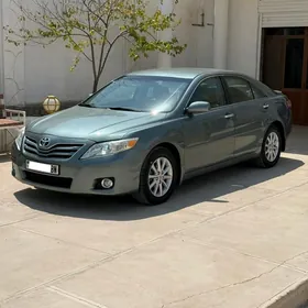 Toyota Camry 2010