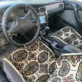 Toyota Corona 1995