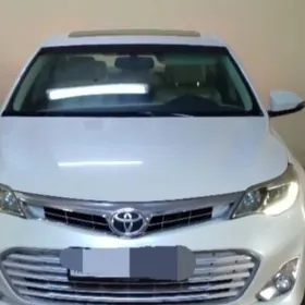 Toyota Avalon 2013