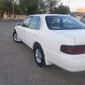Toyota Camry 1996