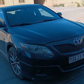 Toyota Camry 2010