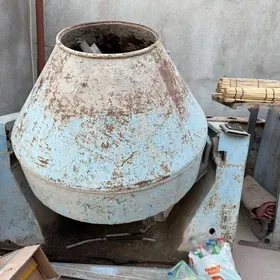 Beton meşalka