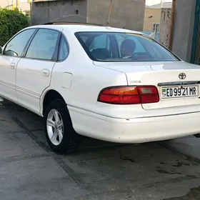 Toyota Avalon 1999