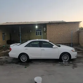 Toyota Camry 2003