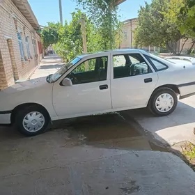 Opel Vectra 1992