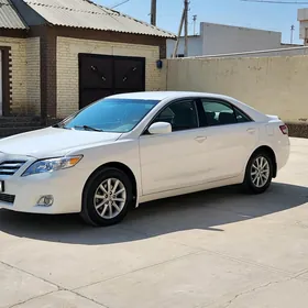 Toyota Camry 2011