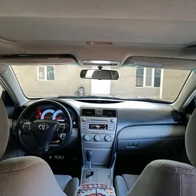 Toyota Camry 2011