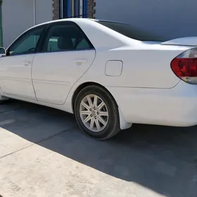 Toyota Camry 2004