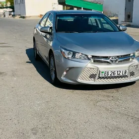 Toyota Camry 2015