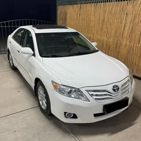Toyota Camry 2011