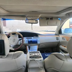 Toyota Avalon 2005