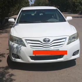 Toyota Camry 2011