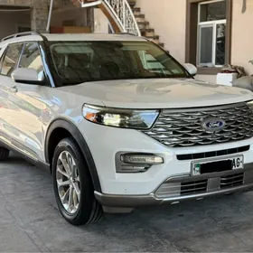 Ford Explorer 2022