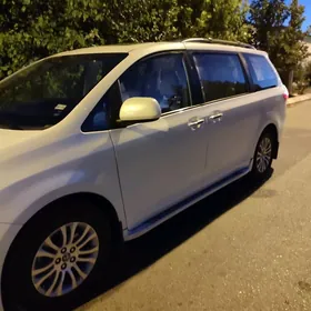 sienna parok 10-20ýyl