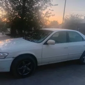 Toyota Camry 1998