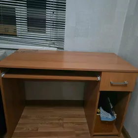 kompyuter stol