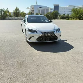 Lexus ES 350 2019
