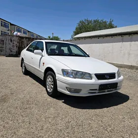 Toyota Camry 1997