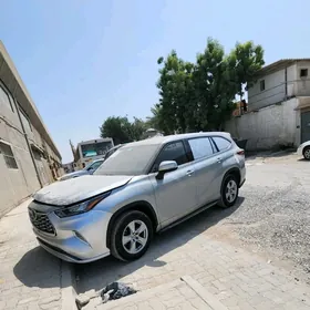 Toyota Highlander 2020