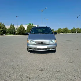 Toyota Sienna 2002