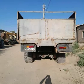 Ural 5557 1990