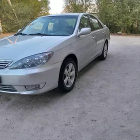 Toyota Camry 2005