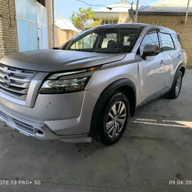 Nissan Pathfinder 2022