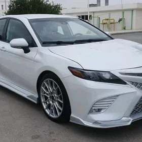 Toyota Camry 2022