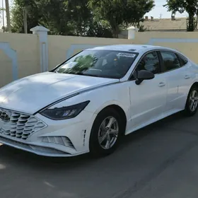 Hyundai Sonata 2021