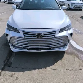 Toyota Avalon 2019