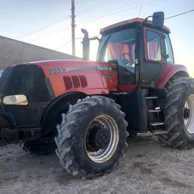 Case STX325 Accusteer 2009