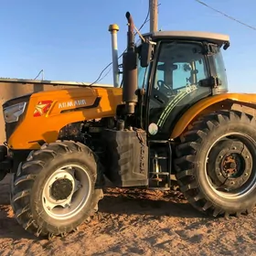 Case STX325 Accusteer 2023