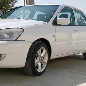 Mitsubishi Lanser 2010