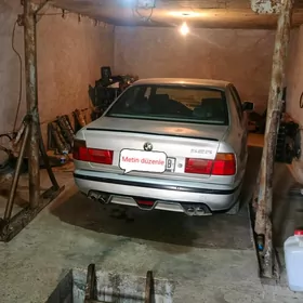 BMW 520 1988