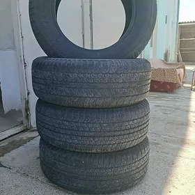 TOYO 265 60 R18