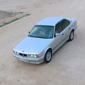 BMW 528 1992