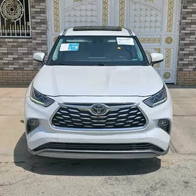 Toyota Highlander 2022