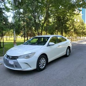 Toyota Camry 2016
