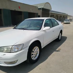 Toyota Camry 2000