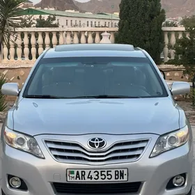Toyota Camry 2010