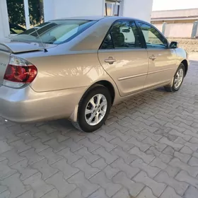 Toyota Camry 2004