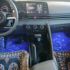 Hyundai Elantra 2021