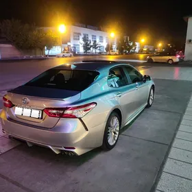 Toyota Camry 2020