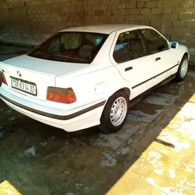BMW 320 1992