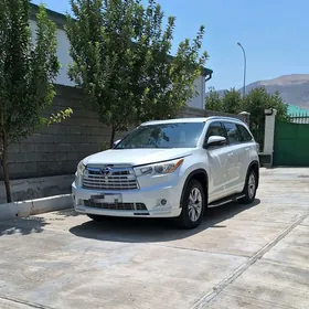 Toyota Highlander 2016